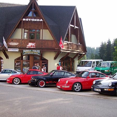 Hotel Penzion Rotunda Harrachov Exterior foto