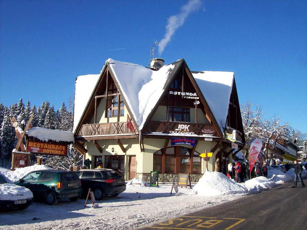 Hotel Penzion Rotunda Harrachov Exterior foto